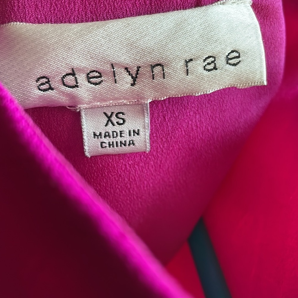 Adelyn Rae  XS - Picture 3 of 5